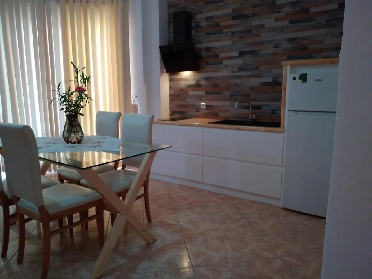 Flora Apartments Sarandë