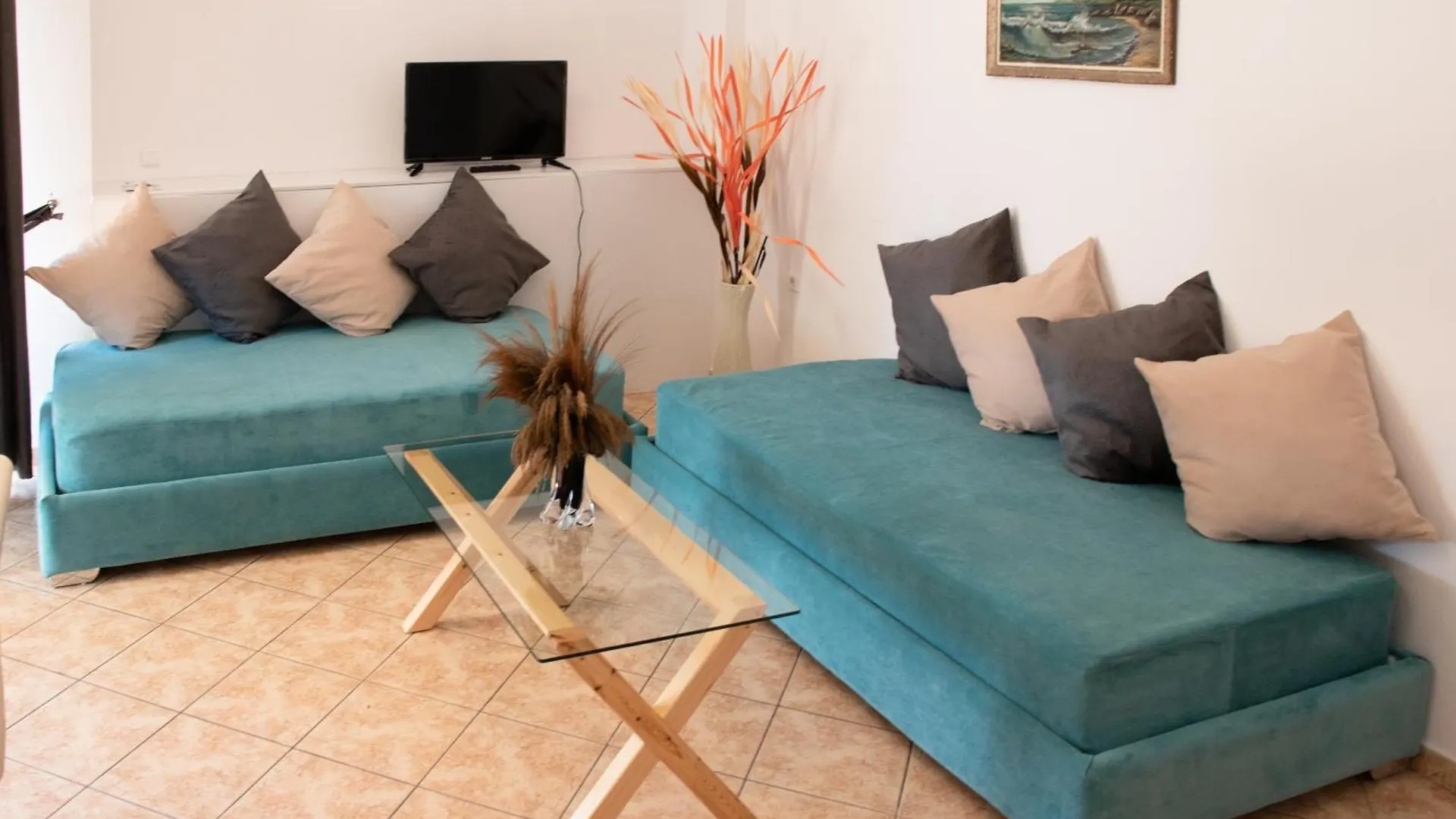 Flora Apartments Sarande