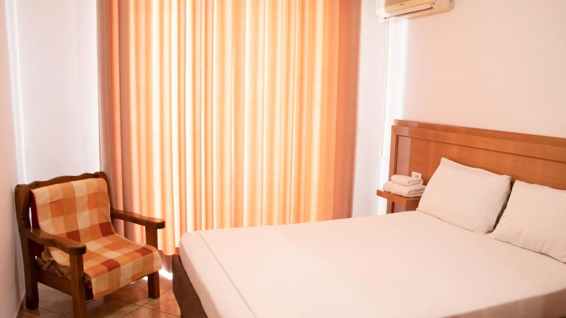 Flora Apartments Sarandë