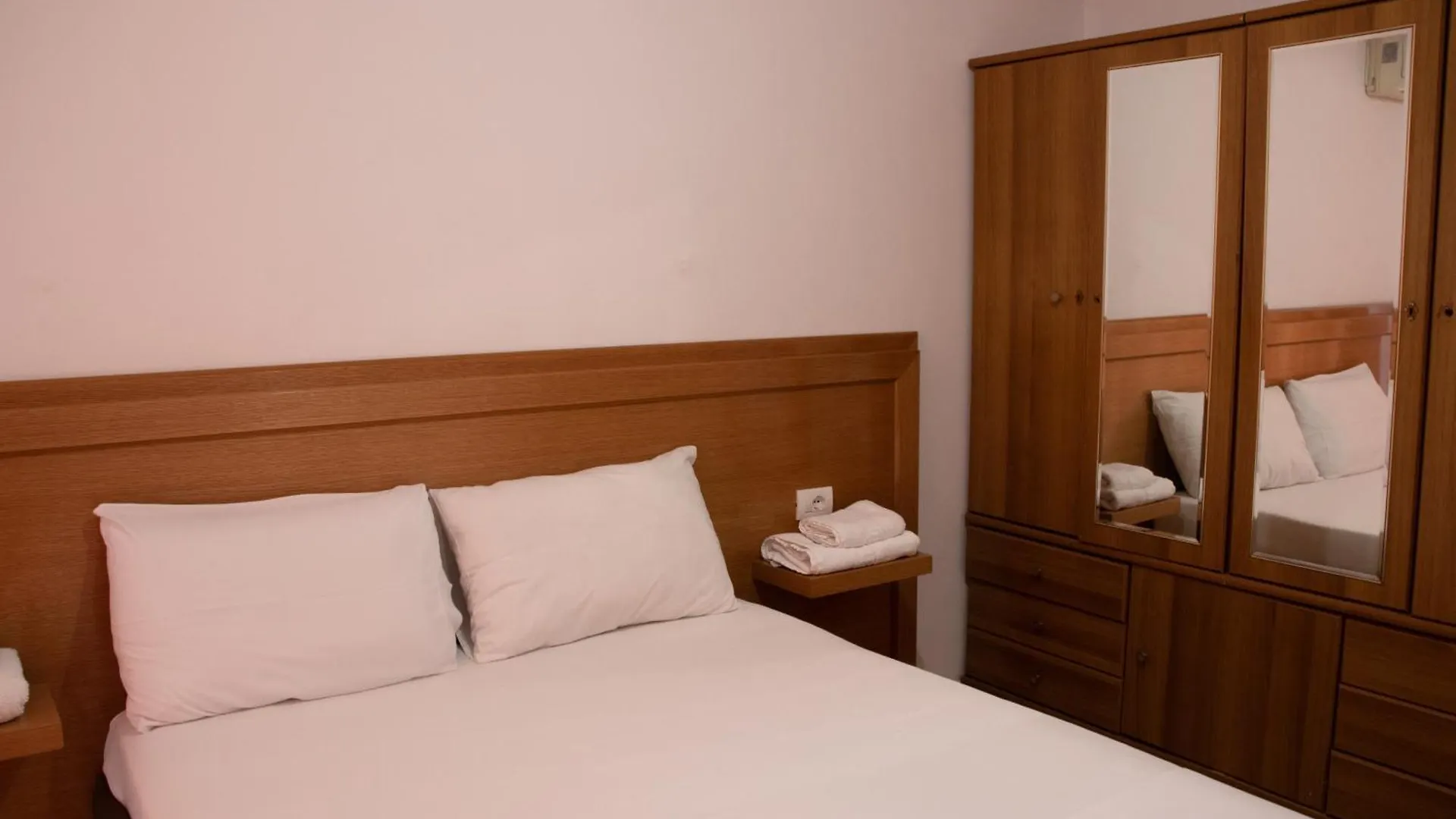 Flora Apartments Sarandë Albania
