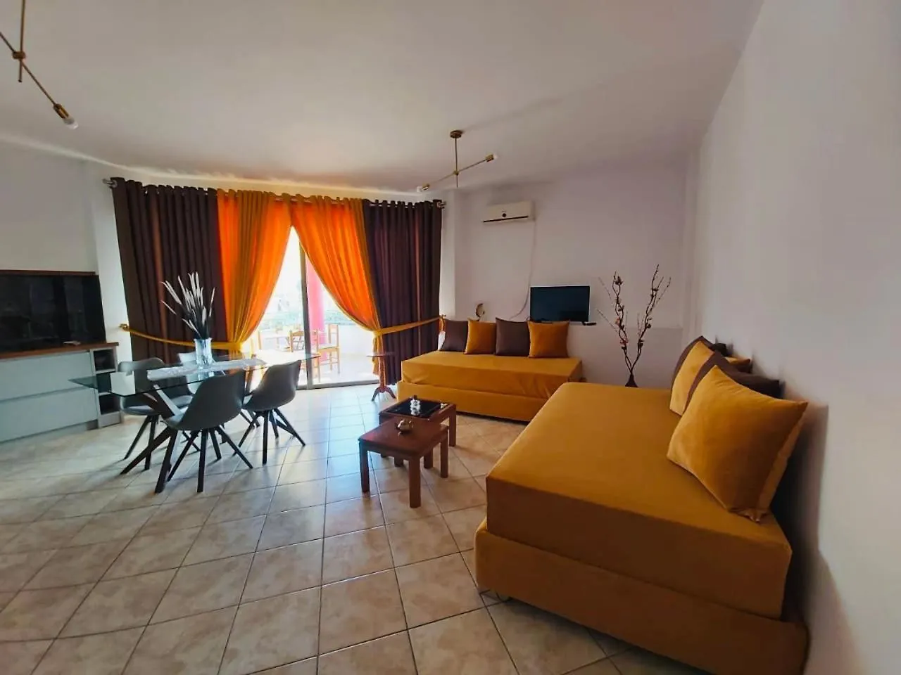 Flora Apartments Sarandë
