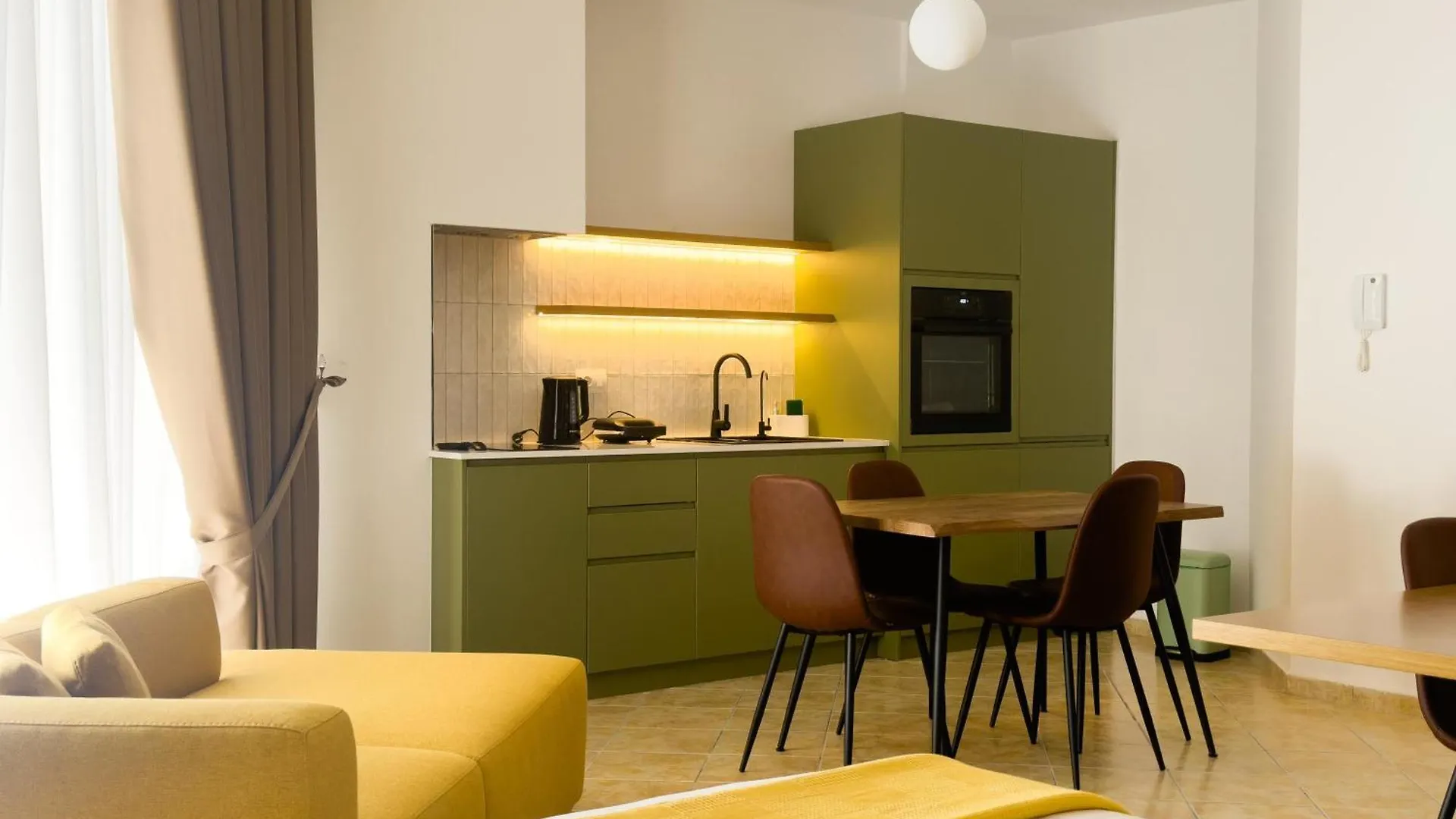 Flora Apartments Sarande