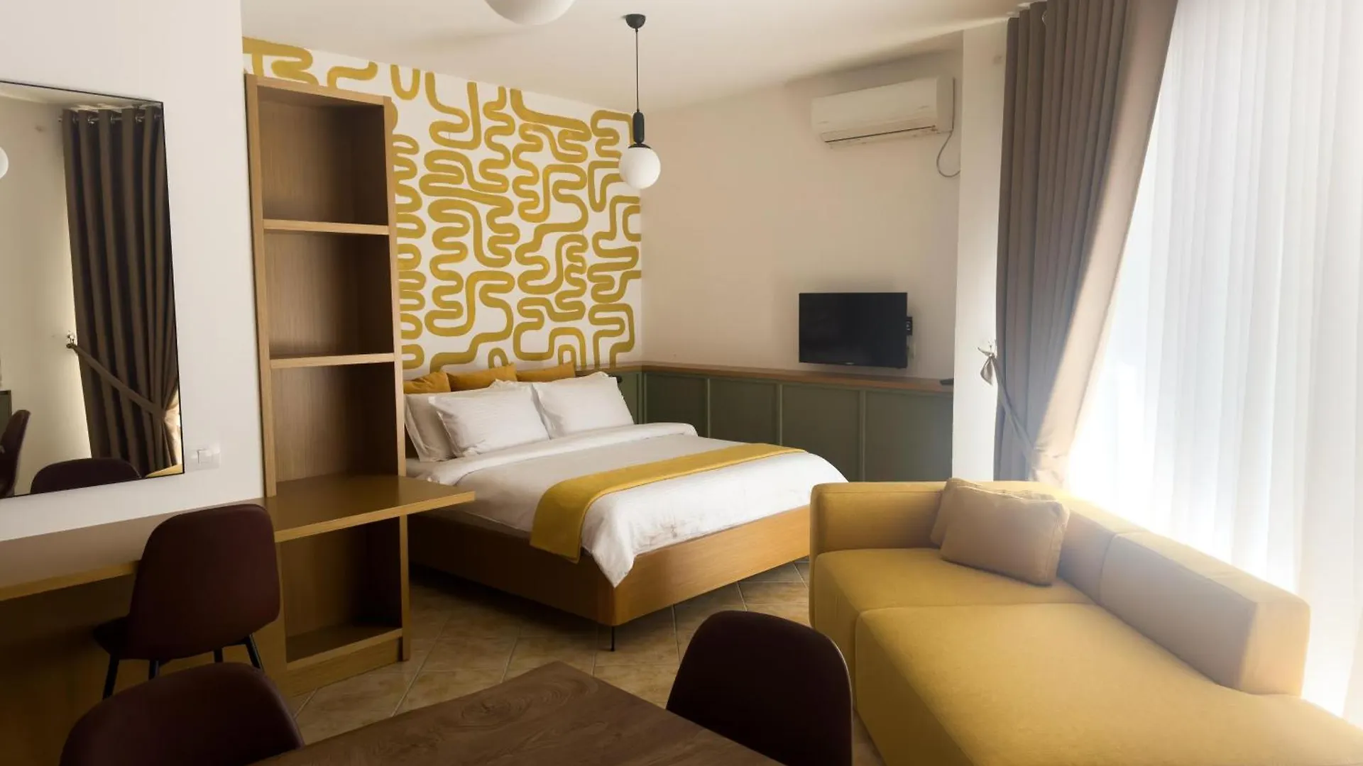 Flora Apartments Sarandë 0*,  Albania