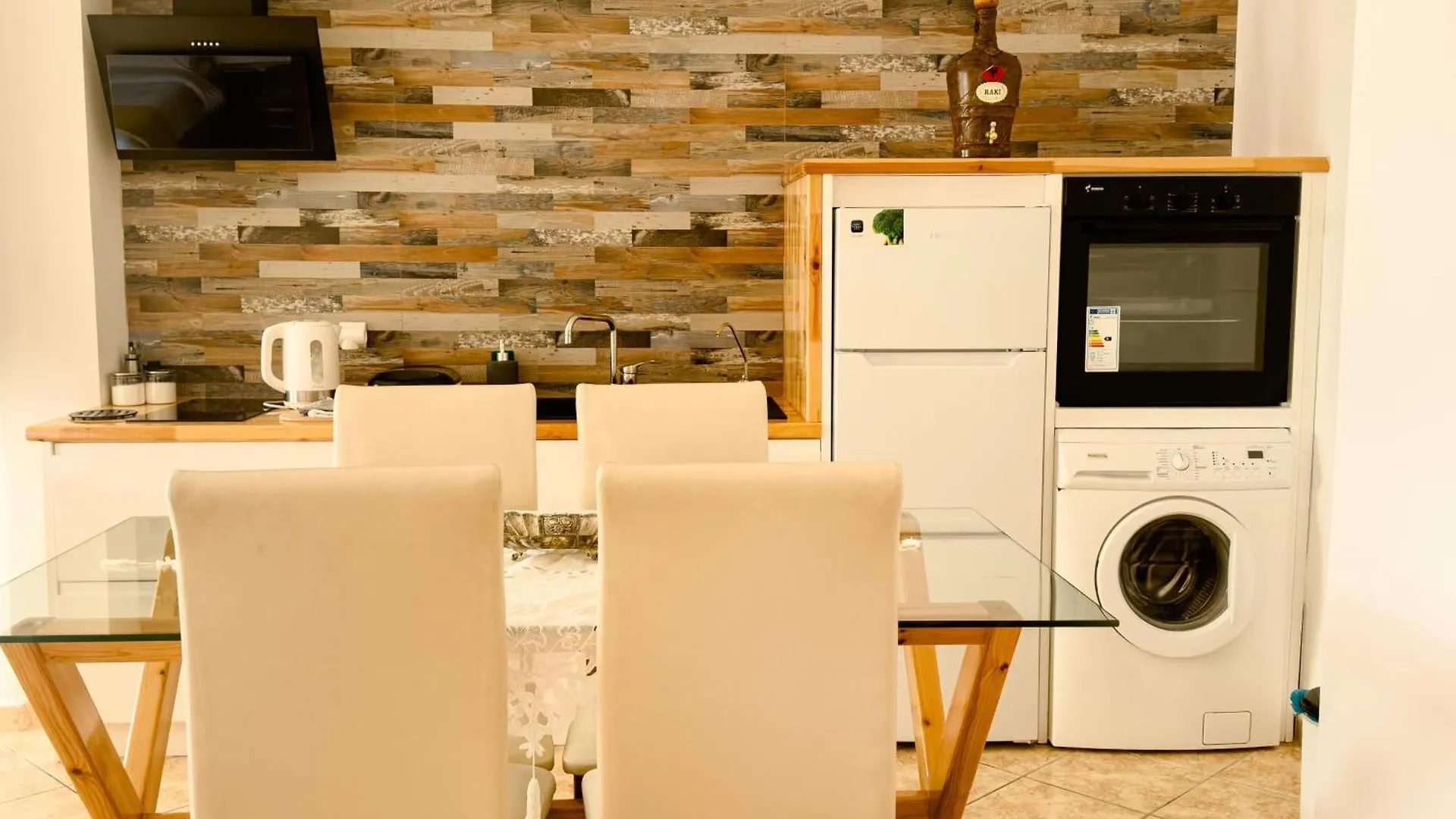 Flora Apartments Sarande