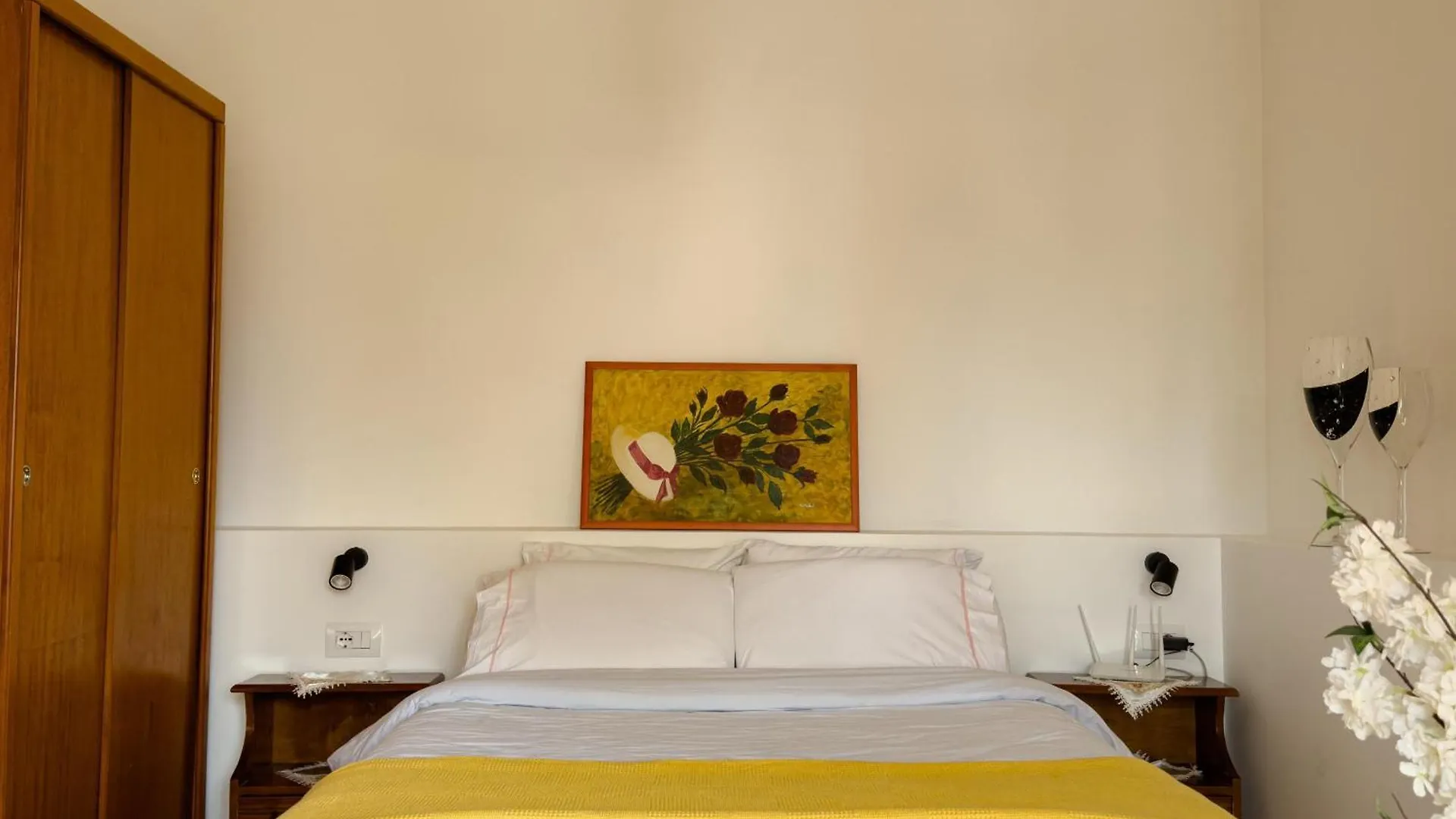 Flora Apartments Sarande